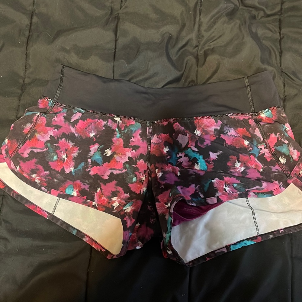 Lululemon, speed shorts, size 6